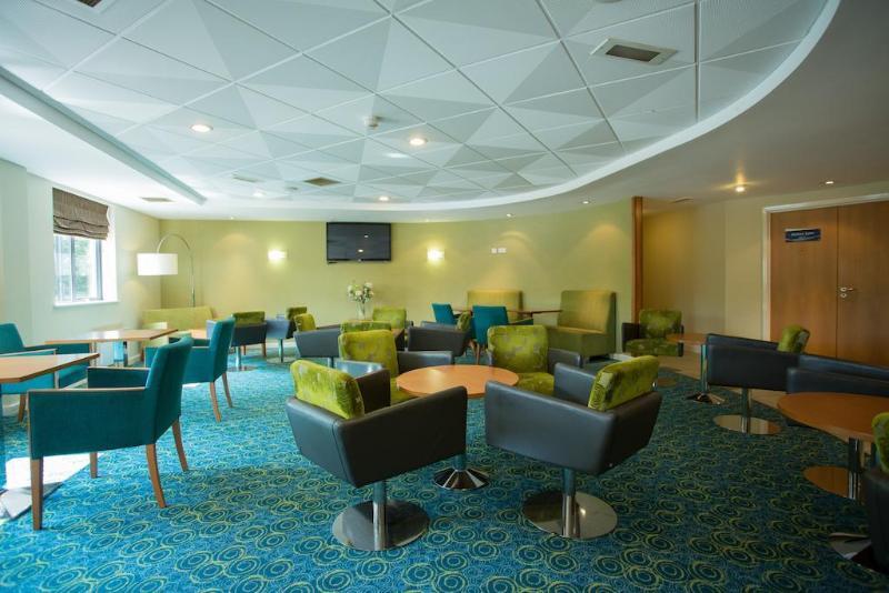 Knowsley Inn & Lounge Formally Holiday Inn Express Esterno foto